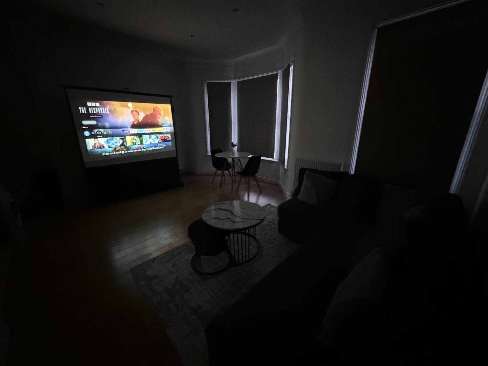 Spacious 2 Bed Flat In London Bagian luar foto